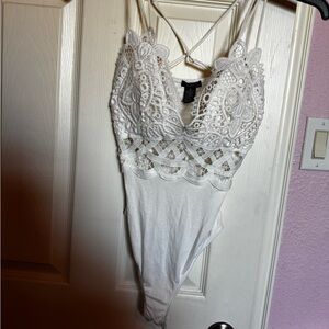 White Lace Bodysuit rue 21 Xs